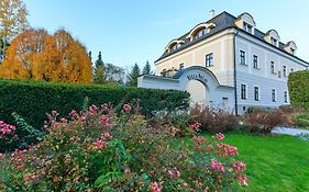 Hotel Villa Nečas Žilina